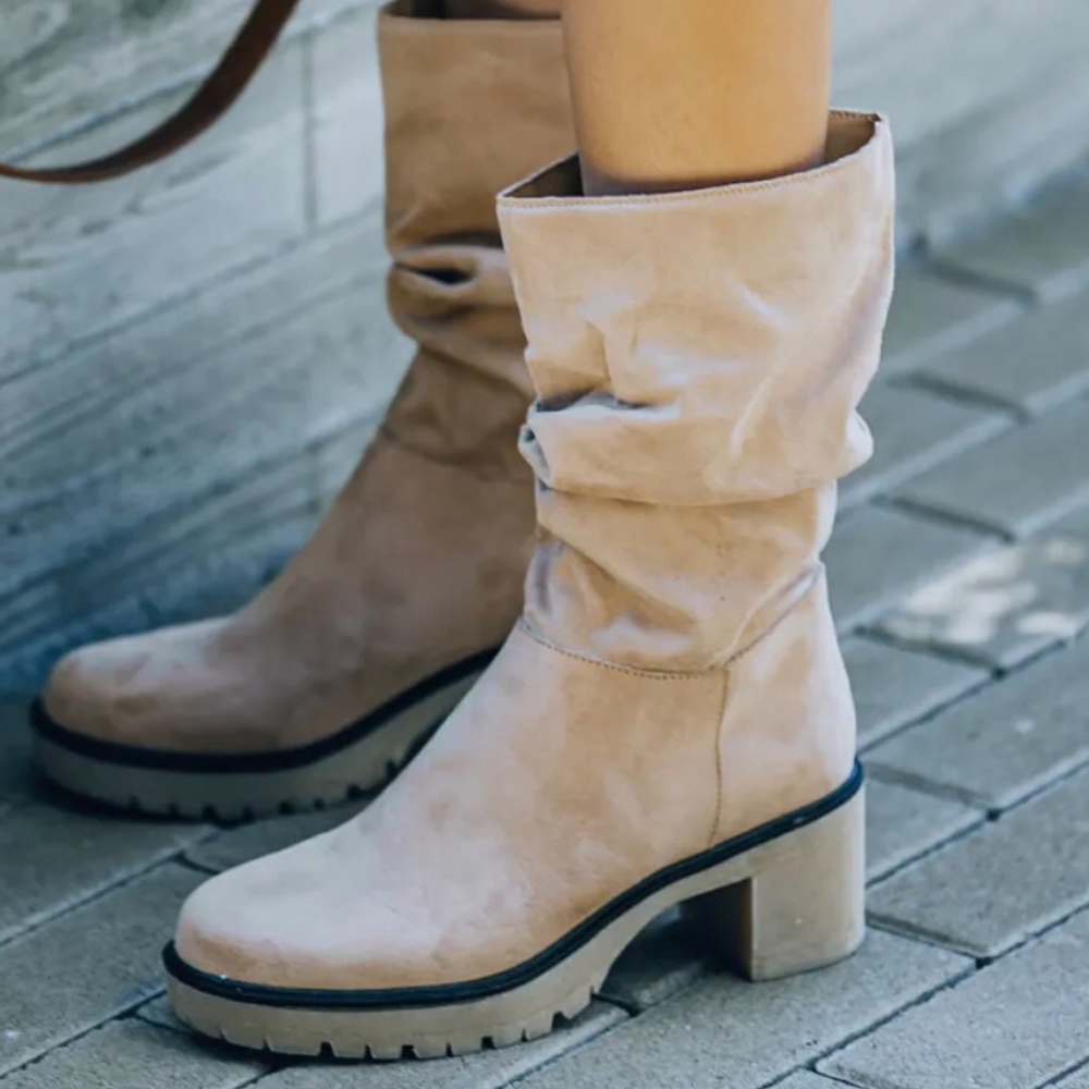 Women’s beige slouch heeled boots